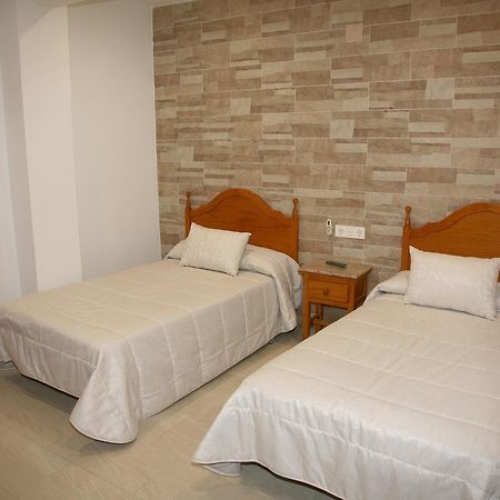 Hostal Restaurante Grela Pozo Alcón Buitenkant foto