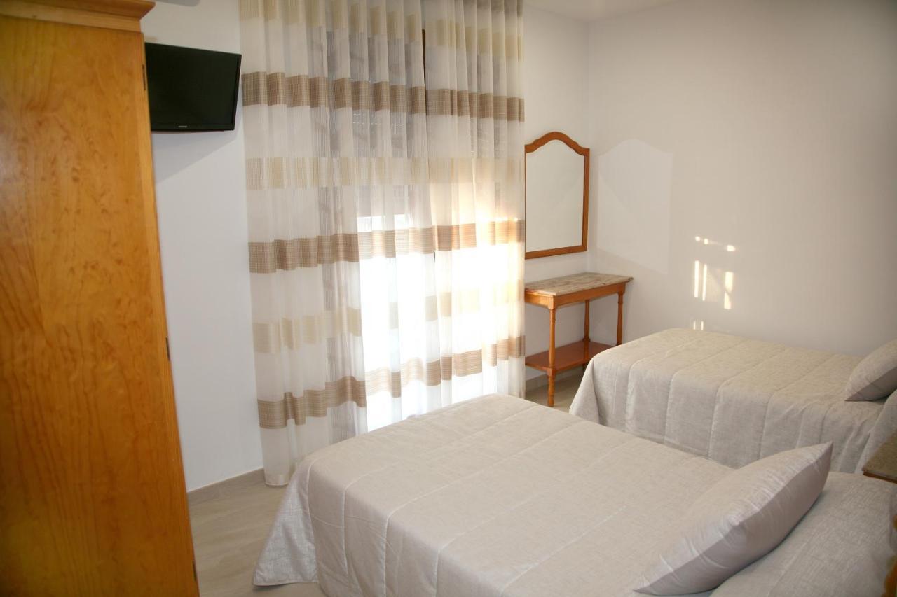 Hostal Restaurante Grela Pozo Alcón Buitenkant foto